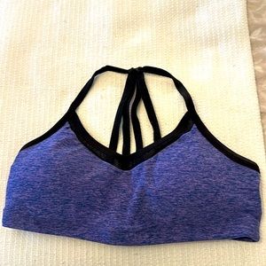 Beyond Yoga sports yoga top in small